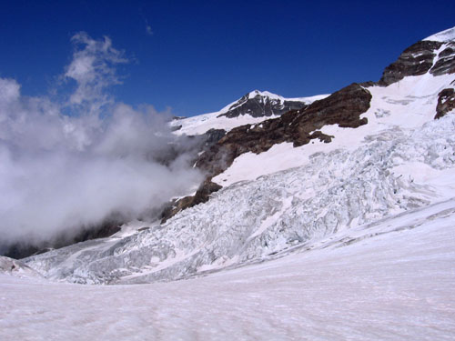 Foto: Andreas Koller / Wandertour / In den südliche Walliser Alpen auf die Ludwigshöhe (4341 m) / Ghio del Lys orientale / 27.12.2006 18:04:46